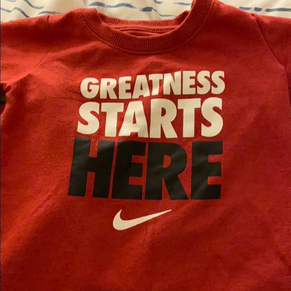 Nike: Greatness starts here footie